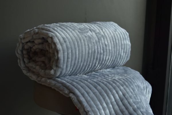 پتو ژله‌ای یکنفره مدل پلیسه رنگ آبی طوسی